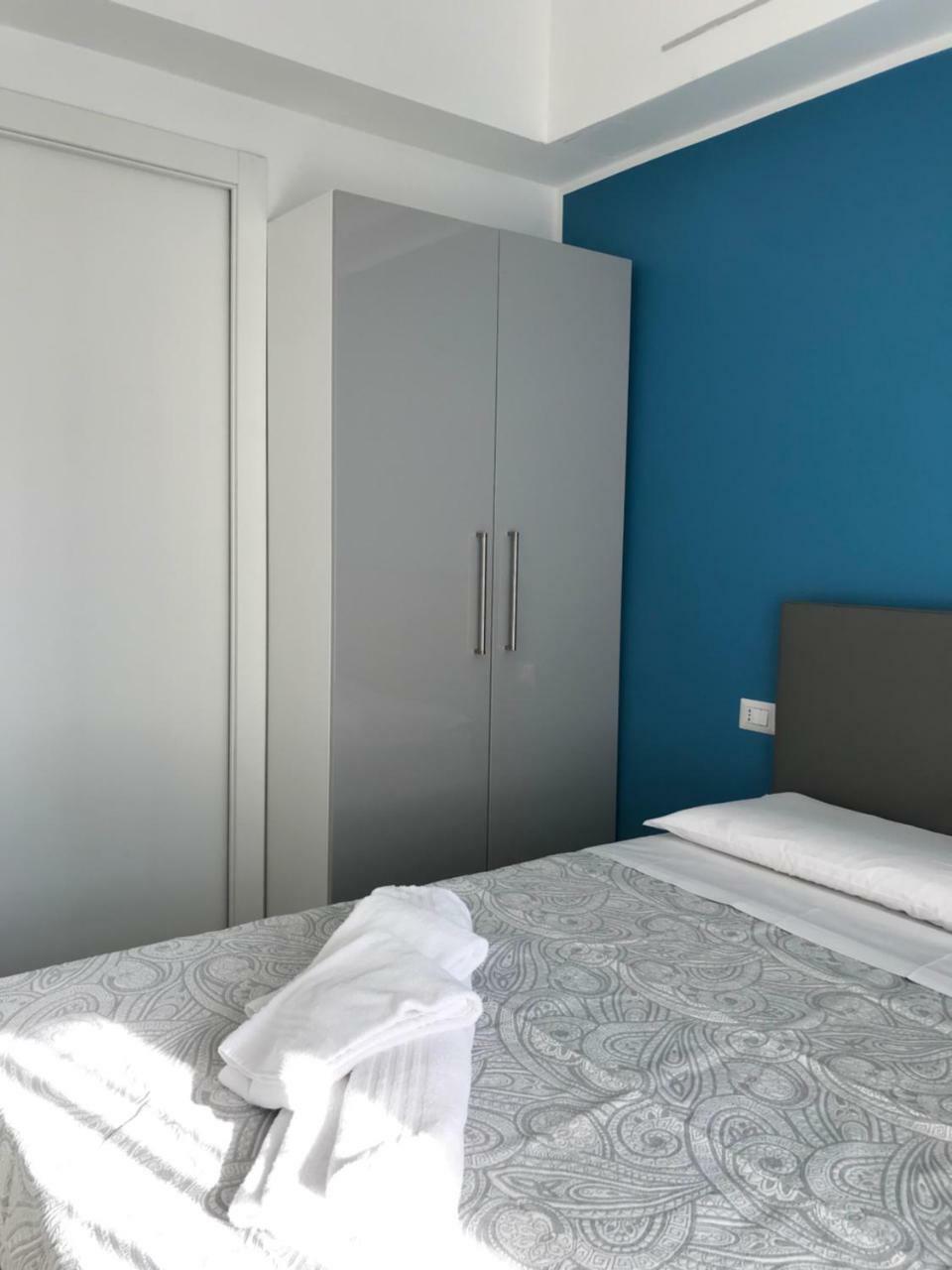 Joy Rooms Milano Exteriör bild