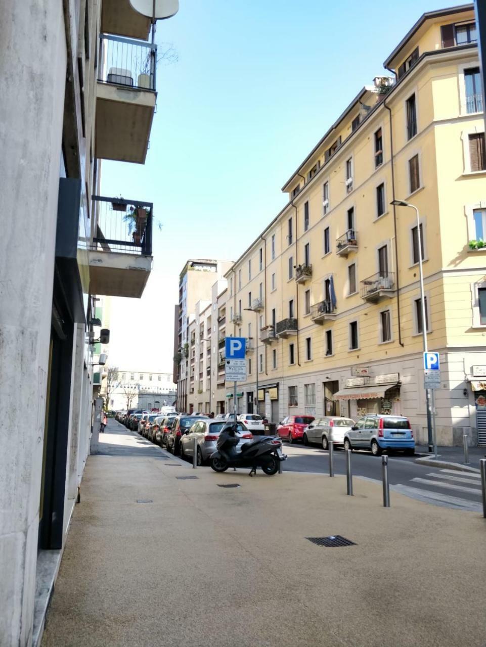 Joy Rooms Milano Exteriör bild