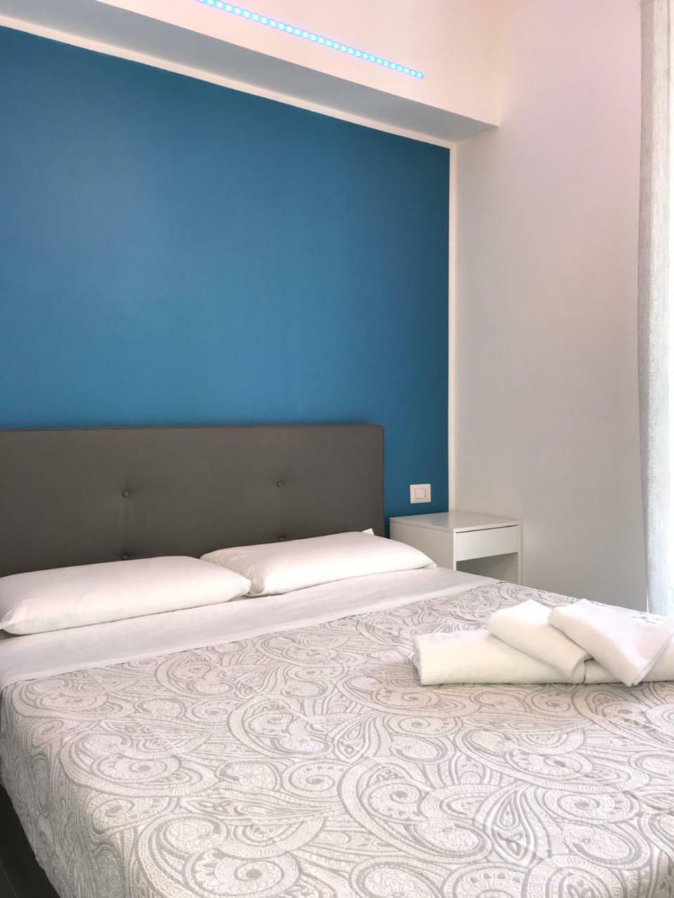 Joy Rooms Milano Exteriör bild