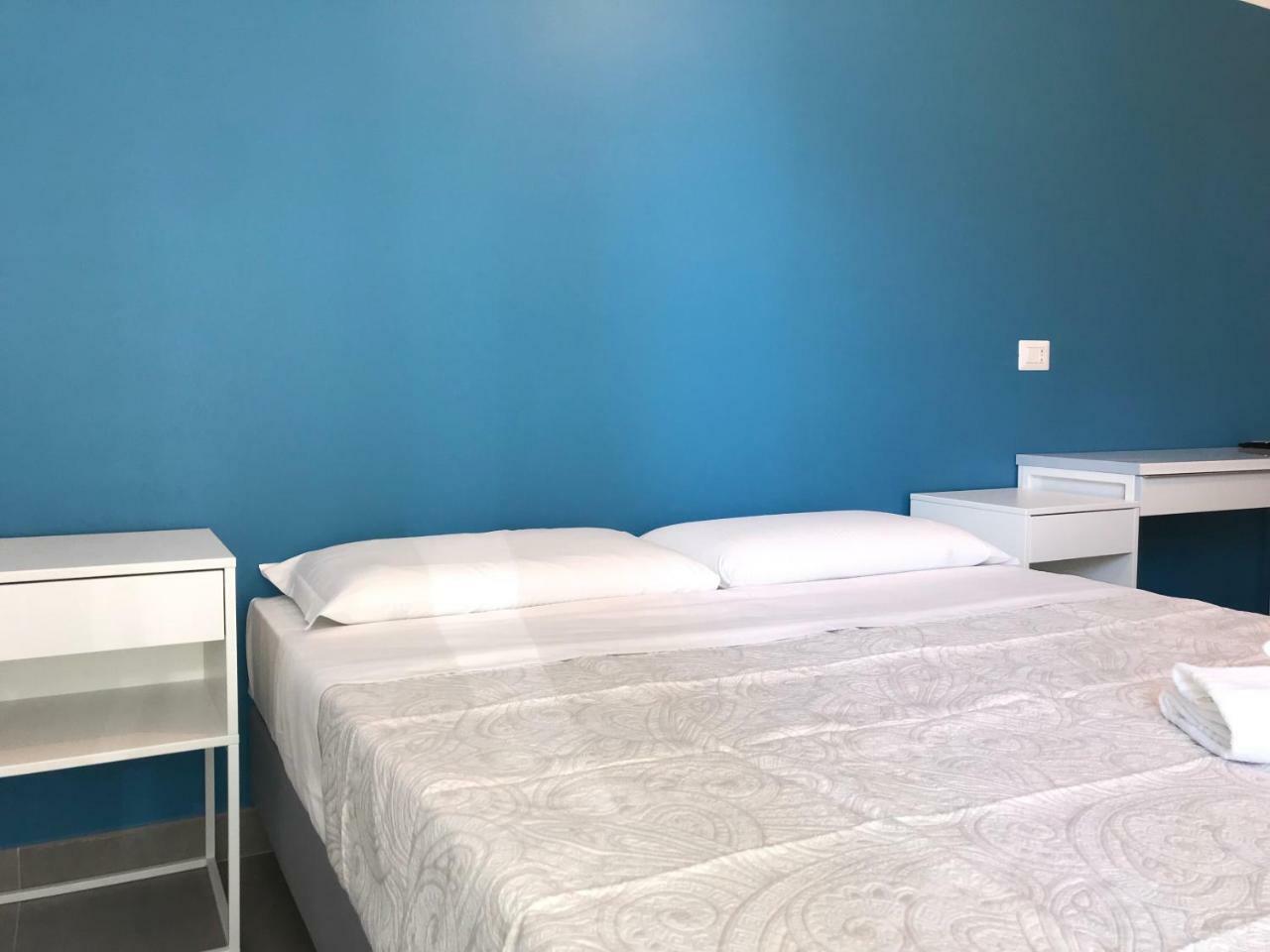 Joy Rooms Milano Rum bild